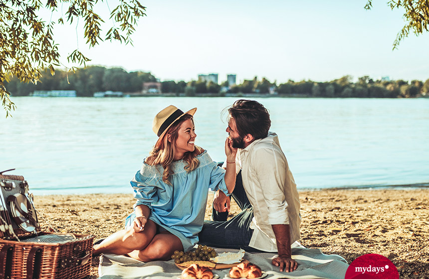 Top Date Ideen: Ein gemeinsames Picknick am See